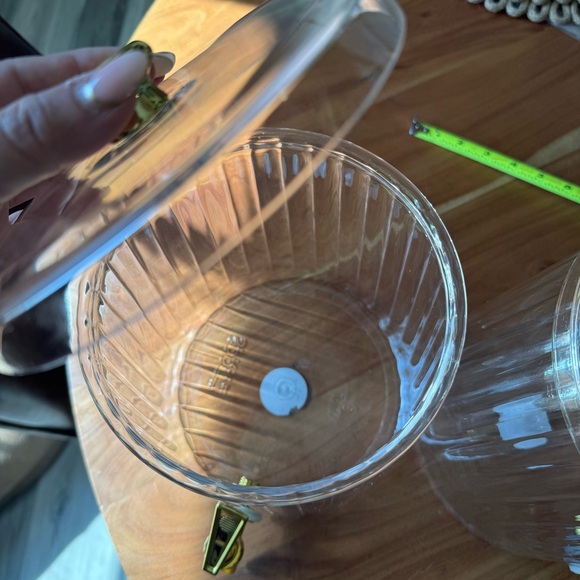 Plastic Clear Beverage Dispensers with Gold Accents - Picture 6 of 8